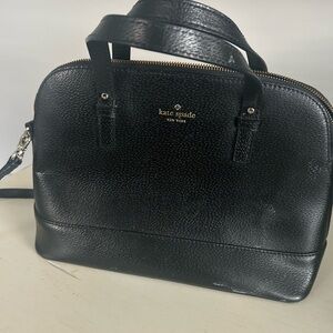 Kate Spade Black and Gold Zip Handbag